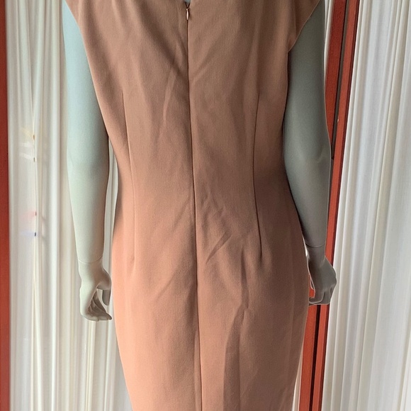 Jones NY Sleeveless Sheath Dress With Stretch Soft Camel Color Size 12 - Picture 5 of 10